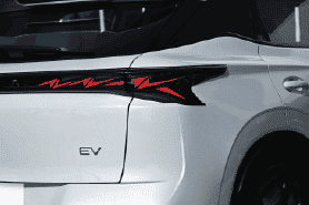 OMODA E5 EV
